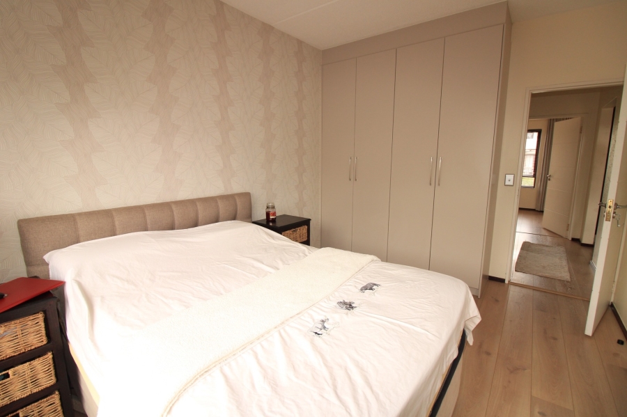 To Let 2 Bedroom Property for Rent in Lonehill Gauteng