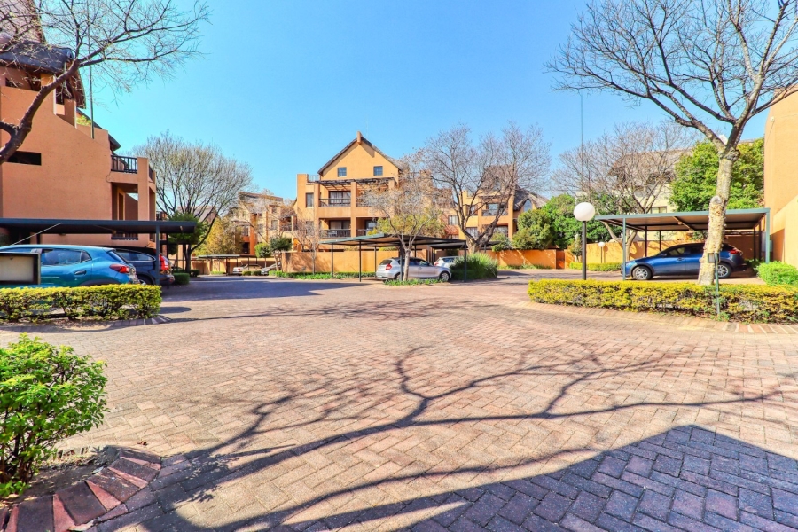 To Let 2 Bedroom Property for Rent in Lonehill Gauteng