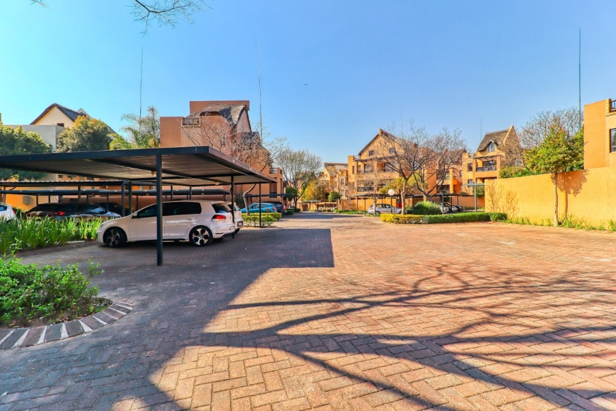 To Let 2 Bedroom Property for Rent in Lonehill Gauteng