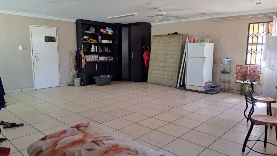 3 Bedroom Property for Sale in Vanderbijlpark Cw 6 Gauteng