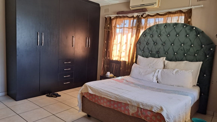 3 Bedroom Property for Sale in Vanderbijlpark Cw 6 Gauteng