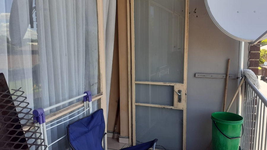 2 Bedroom Property for Sale in Vanderbijlpark CW 3 Gauteng