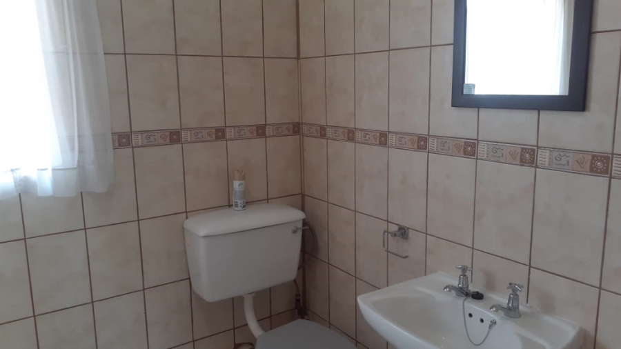 4 Bedroom Property for Sale in Bonanne Gauteng