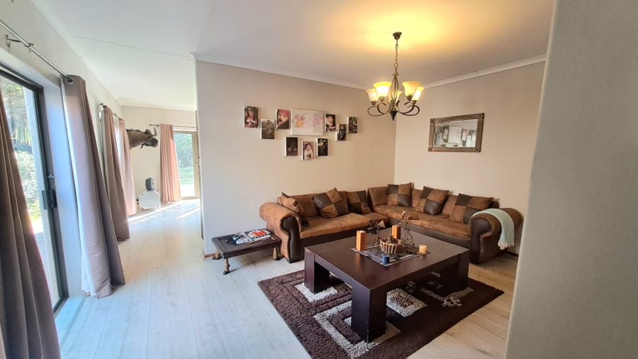 4 Bedroom Property for Sale in Three Rivers East Gauteng