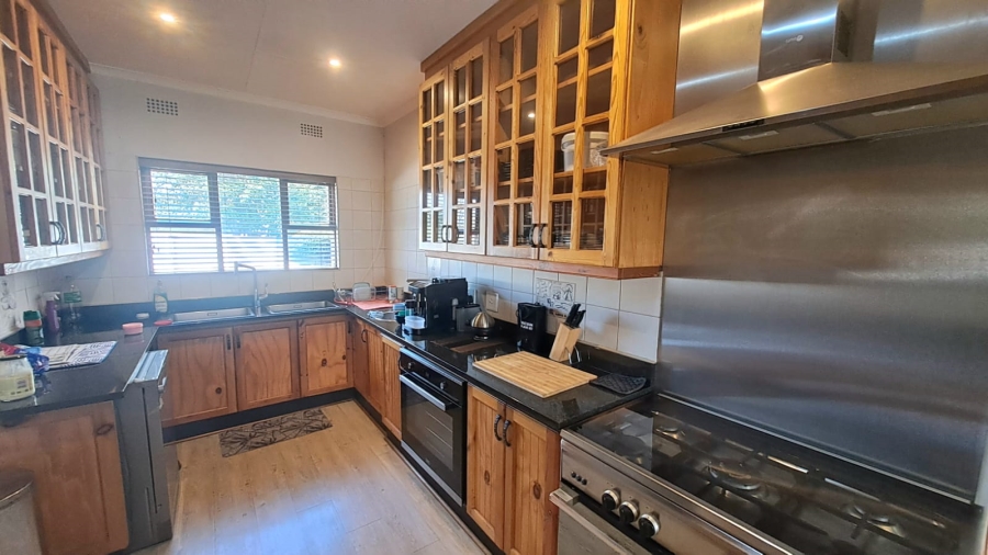 4 Bedroom Property for Sale in Three Rivers East Gauteng