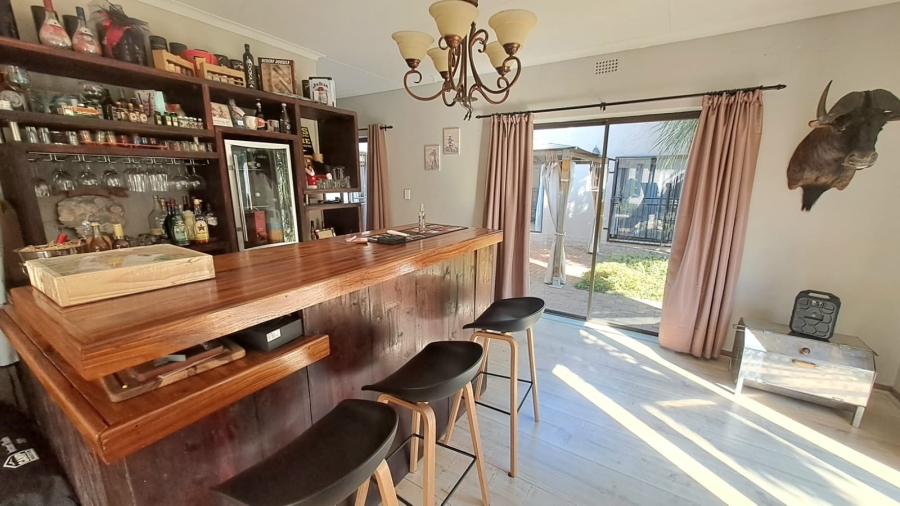 4 Bedroom Property for Sale in Three Rivers East Gauteng