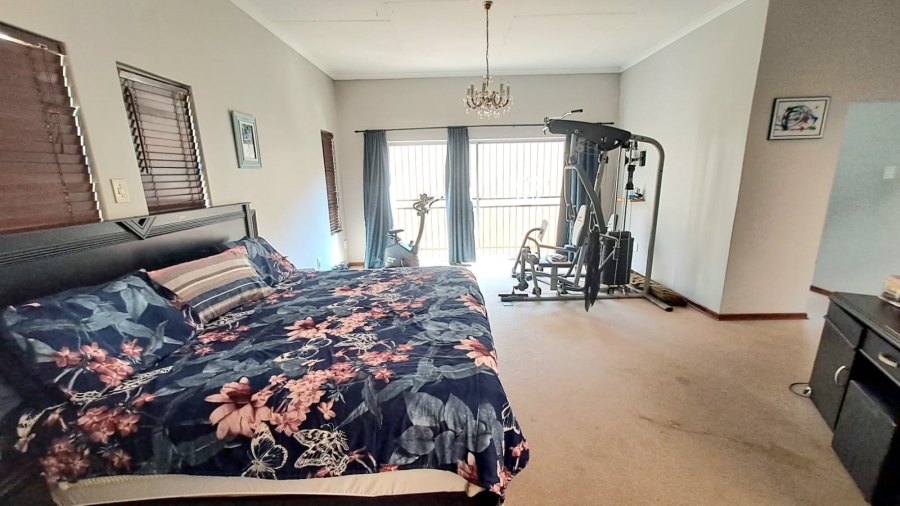 4 Bedroom Property for Sale in Three Rivers East Gauteng