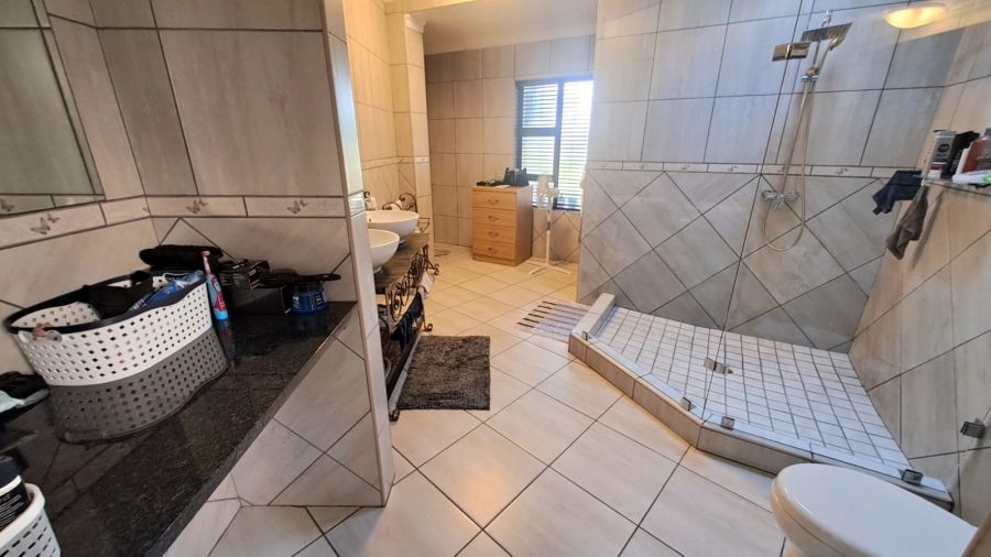 4 Bedroom Property for Sale in Three Rivers East Gauteng