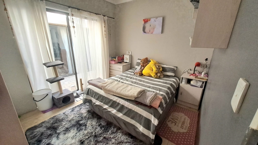 4 Bedroom Property for Sale in Three Rivers East Gauteng