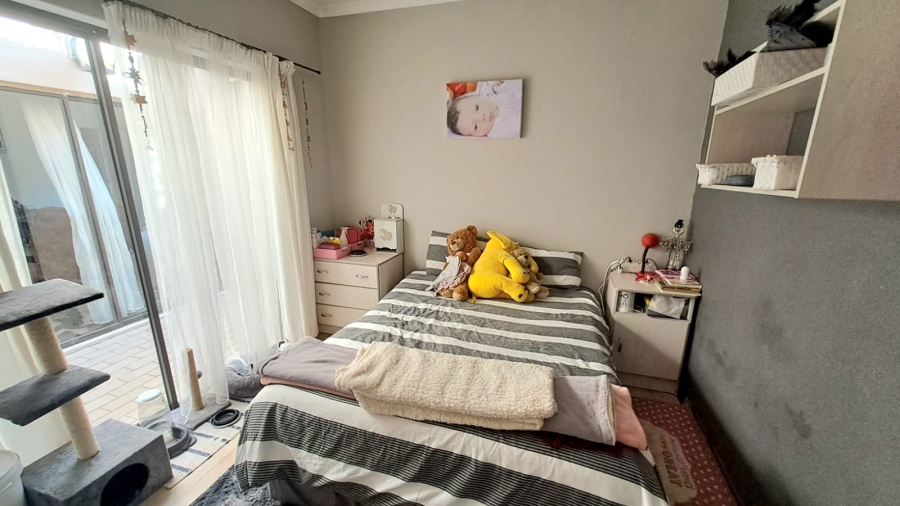 4 Bedroom Property for Sale in Three Rivers East Gauteng