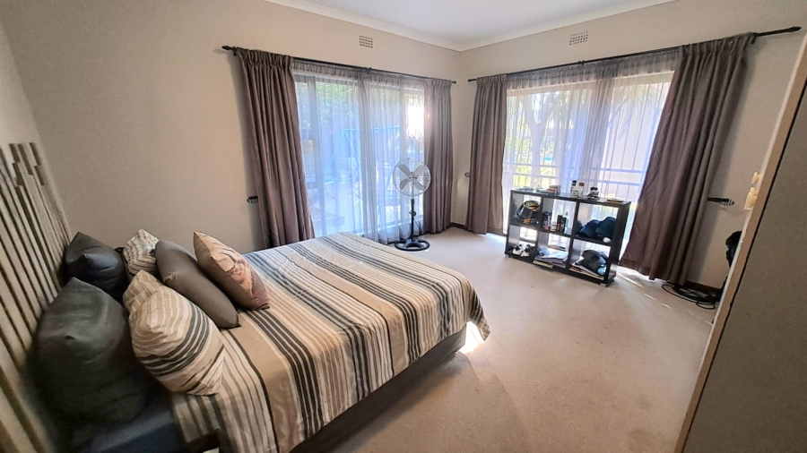 4 Bedroom Property for Sale in Three Rivers East Gauteng