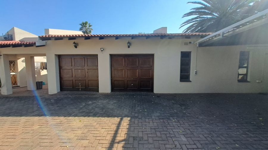 4 Bedroom Property for Sale in Three Rivers East Gauteng