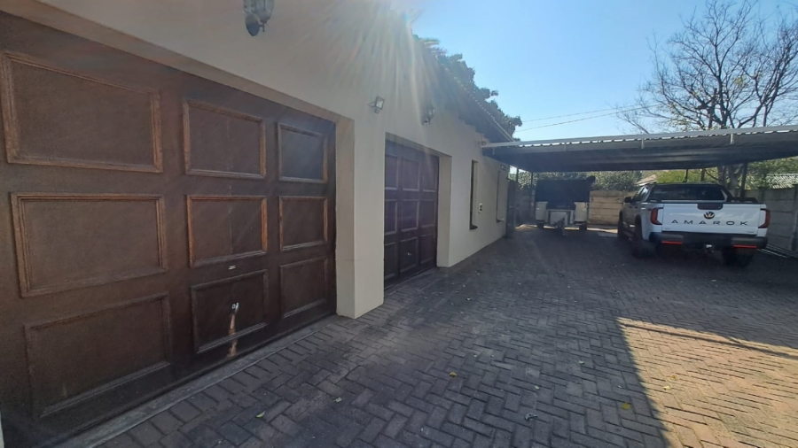4 Bedroom Property for Sale in Three Rivers East Gauteng