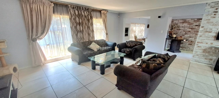 3 Bedroom Property for Sale in Three Rivers East Gauteng