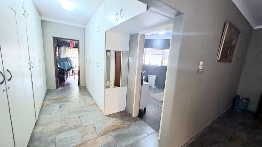 4 Bedroom Property for Sale in Three Rivers East Gauteng