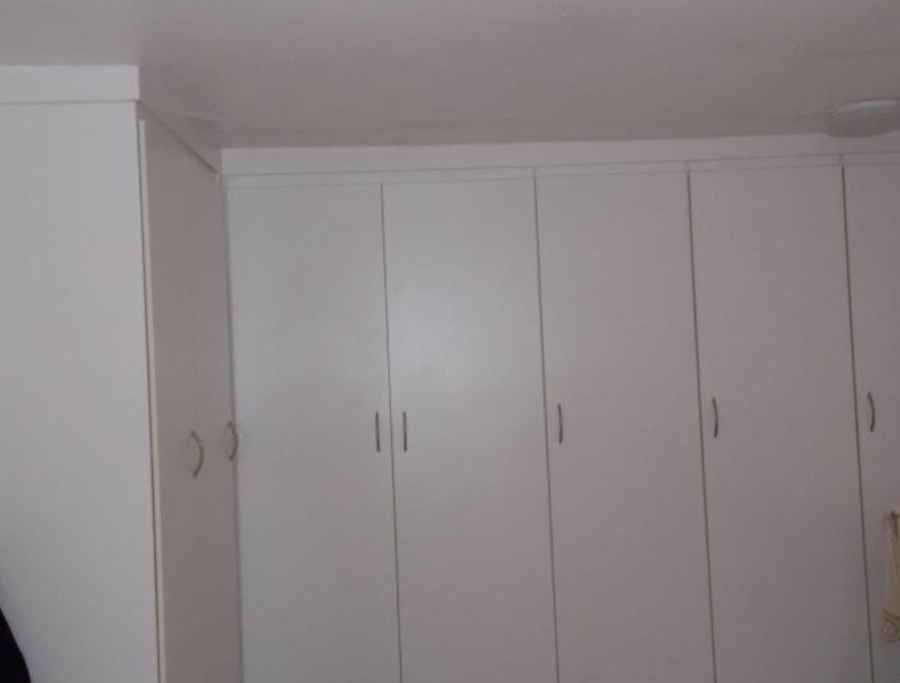 4 Bedroom Property for Sale in Unitas Park Gauteng