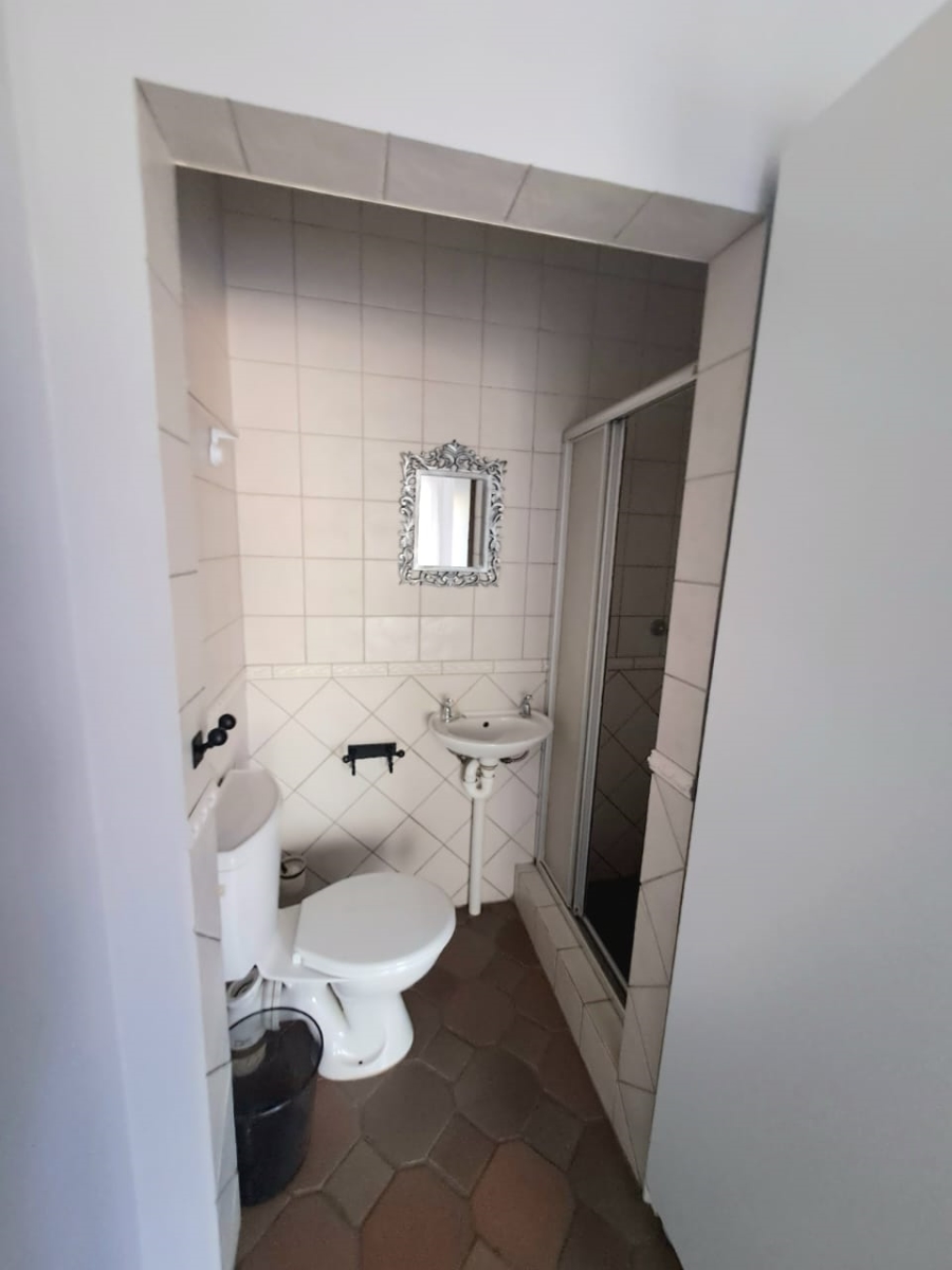 4 Bedroom Property for Sale in Unitas Park Gauteng