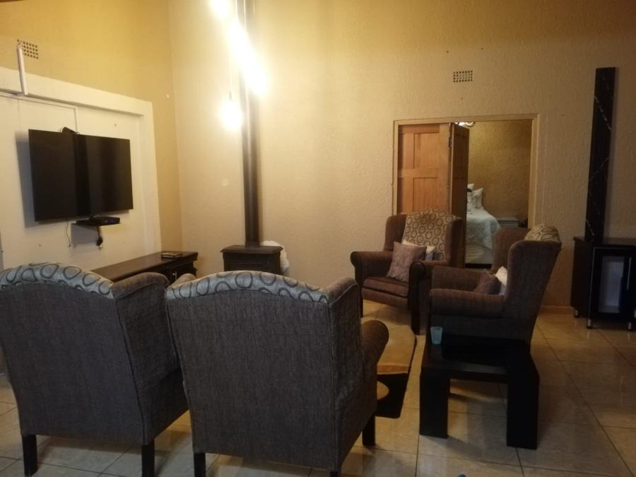 5 Bedroom Property for Sale in Three Rivers East Gauteng