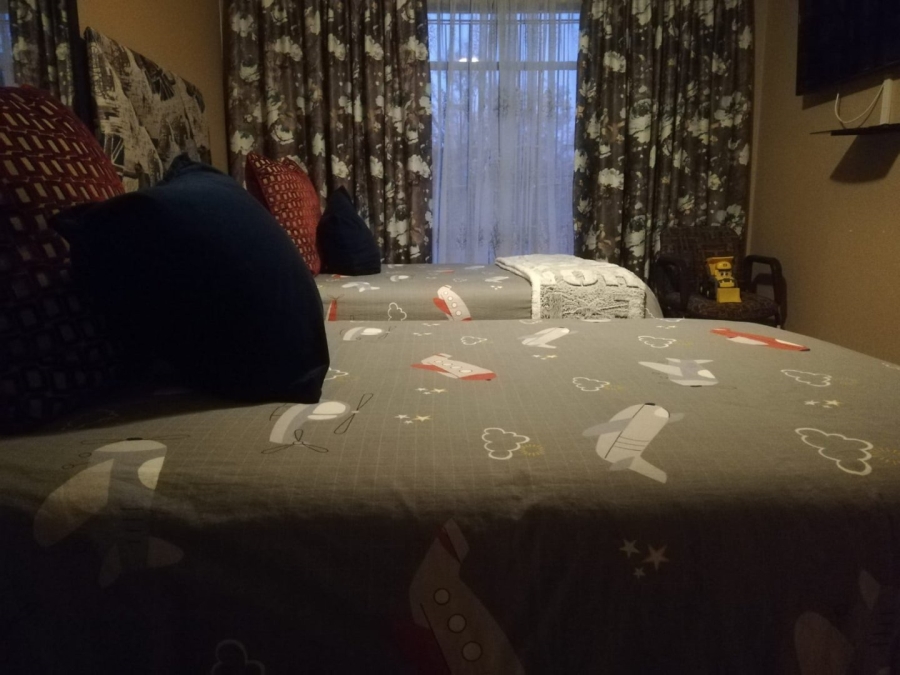 5 Bedroom Property for Sale in Three Rivers East Gauteng