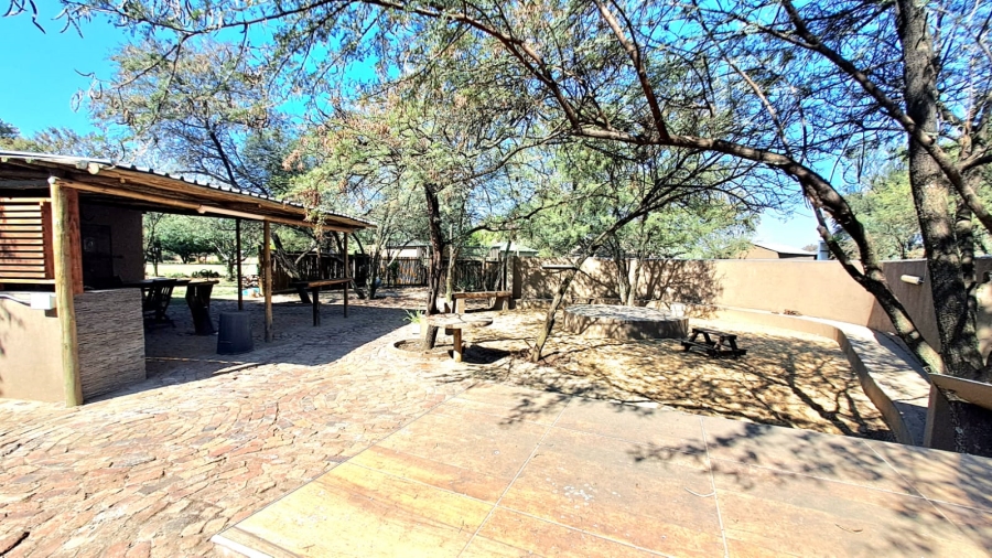 4 Bedroom Property for Sale in Unitas Park Gauteng