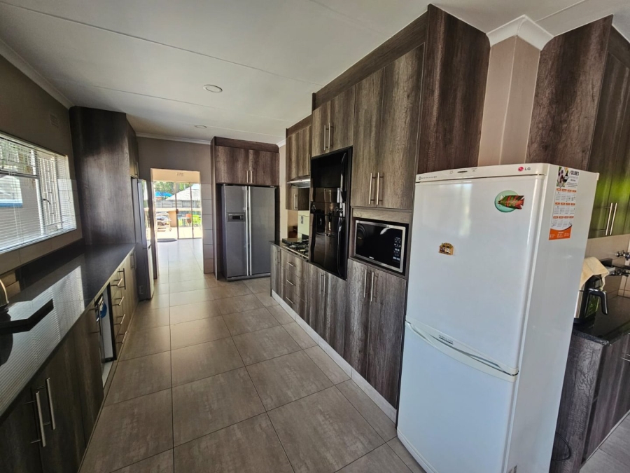 3 Bedroom Property for Sale in Three Rivers East Gauteng