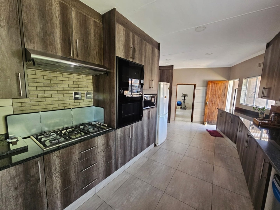 3 Bedroom Property for Sale in Three Rivers East Gauteng