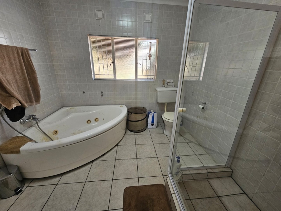 3 Bedroom Property for Sale in Three Rivers East Gauteng