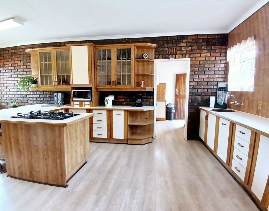 4 Bedroom Property for Sale in Three Rivers East Gauteng