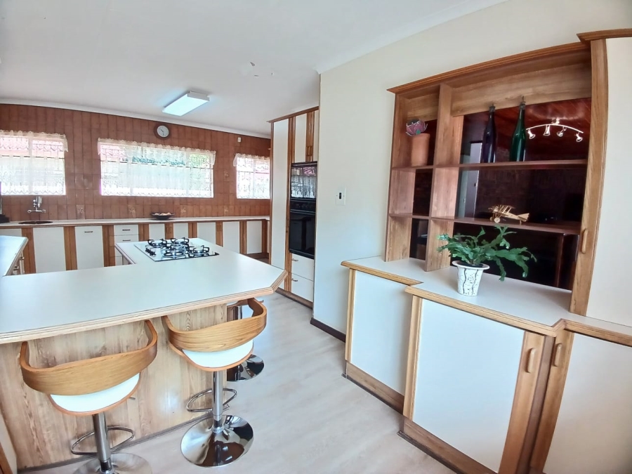 4 Bedroom Property for Sale in Three Rivers East Gauteng