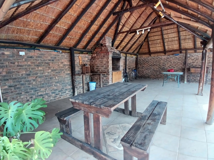 4 Bedroom Property for Sale in Three Rivers East Gauteng