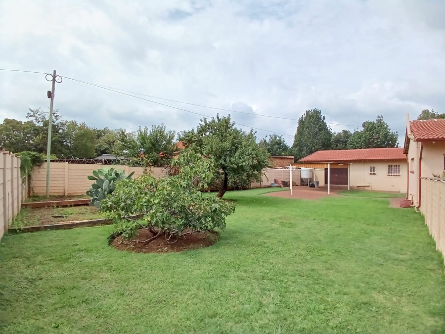 4 Bedroom Property for Sale in Three Rivers East Gauteng