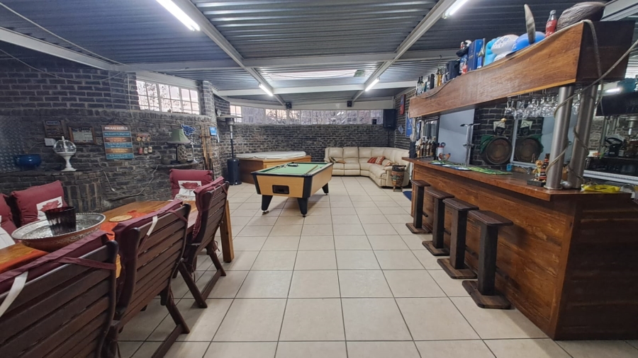 4 Bedroom Property for Sale in Three Rivers East Gauteng