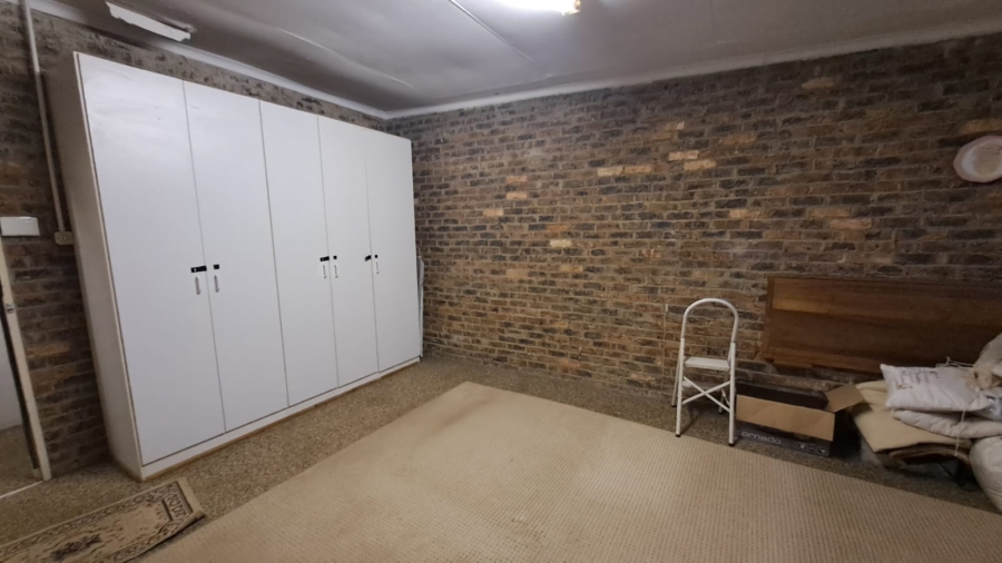 4 Bedroom Property for Sale in Three Rivers East Gauteng