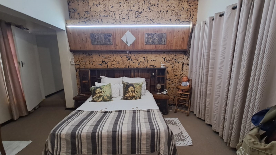 4 Bedroom Property for Sale in Three Rivers East Gauteng