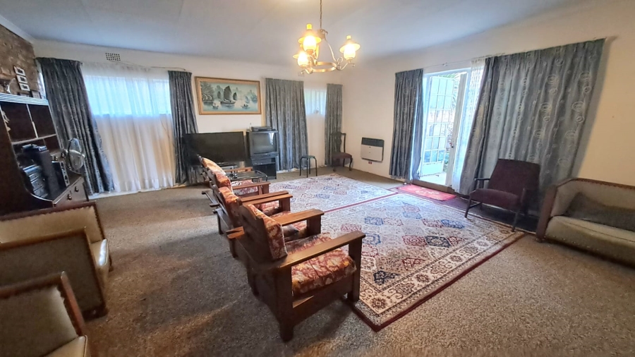 4 Bedroom Property for Sale in Three Rivers East Gauteng