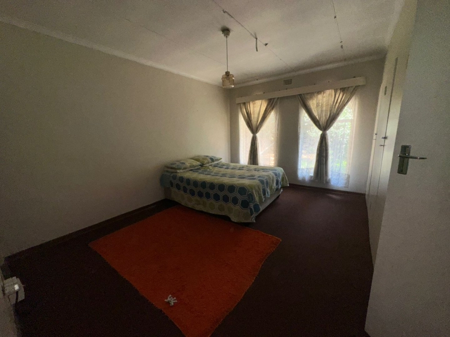 4 Bedroom Property for Sale in Unitas Park Gauteng