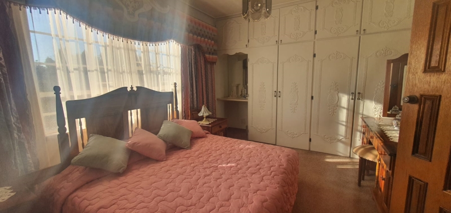 4 Bedroom Property for Sale in Three Rivers East Gauteng
