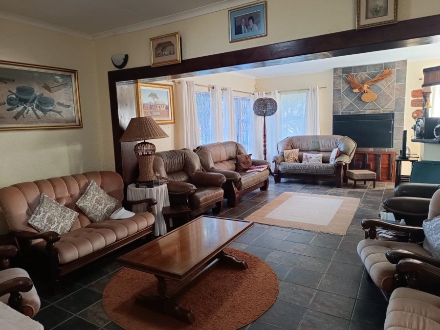 3 Bedroom Property for Sale in Helikonpark Gauteng