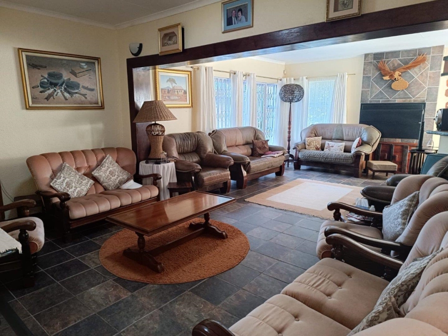 3 Bedroom Property for Sale in Helikonpark Gauteng