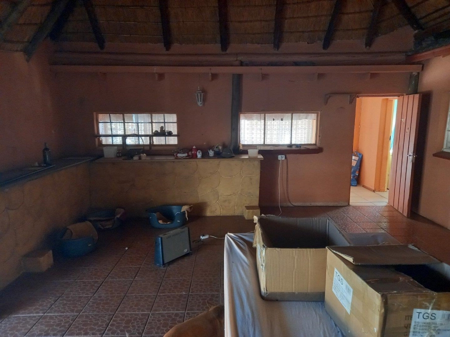 6 Bedroom Property for Sale in Westonaria Gauteng