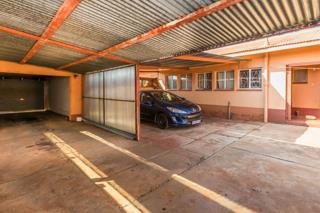 6 Bedroom Property for Sale in Westonaria Gauteng