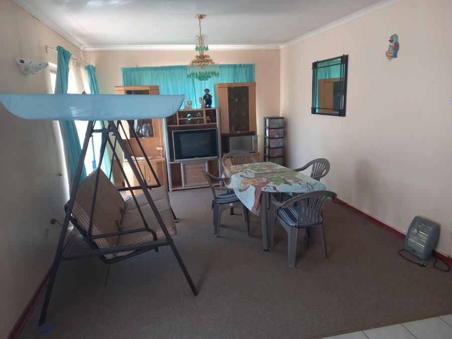 6 Bedroom Property for Sale in Westonaria Gauteng