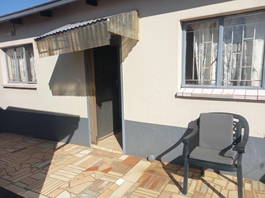 3 Bedroom Property for Sale in Toekomsrus Gauteng