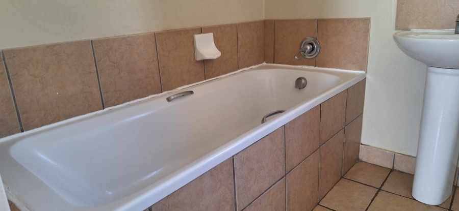 3 Bedroom Property for Sale in Esther Park Gauteng