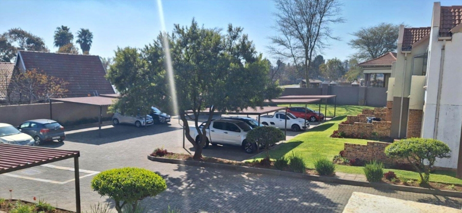 3 Bedroom Property for Sale in Esther Park Gauteng