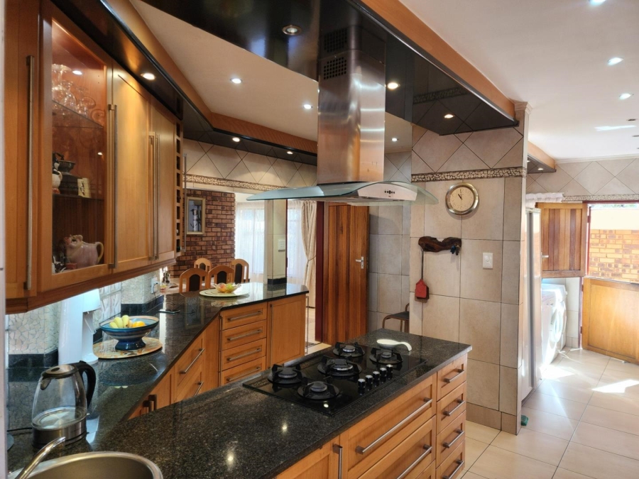 3 Bedroom Property for Sale in Sunninghill Gauteng