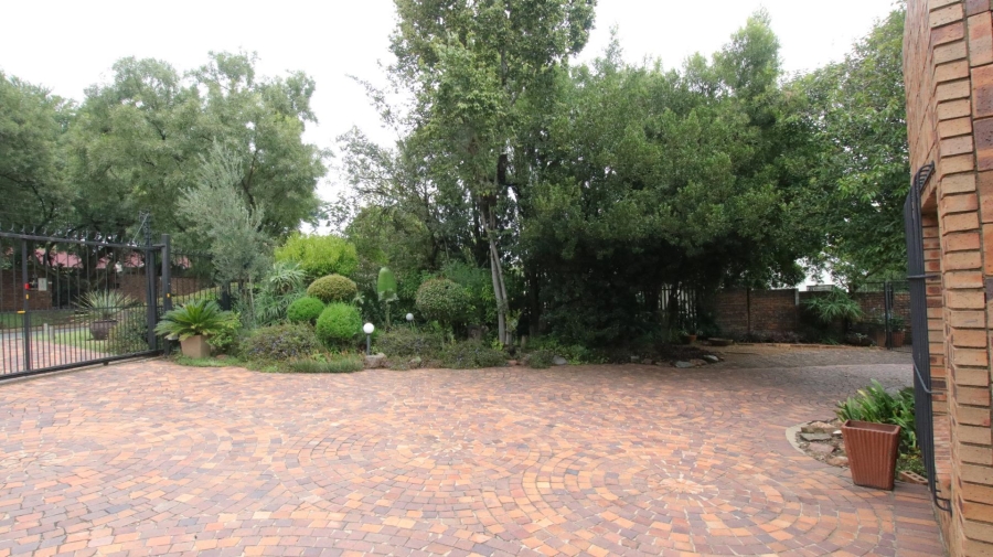 3 Bedroom Property for Sale in Sunninghill Gauteng
