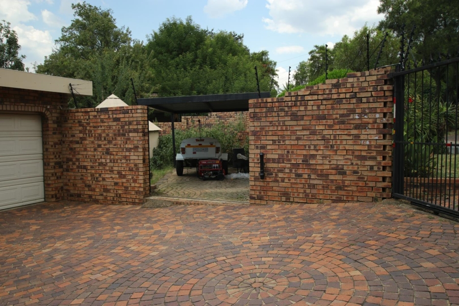 3 Bedroom Property for Sale in Sunninghill Gauteng