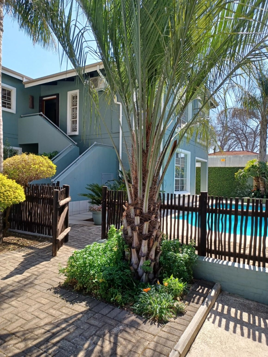 9 Bedroom Property for Sale in Northmead Gauteng