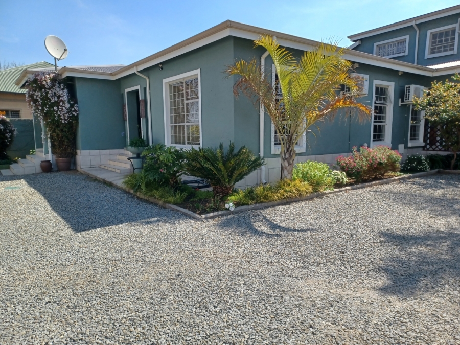 9 Bedroom Property for Sale in Northmead Gauteng